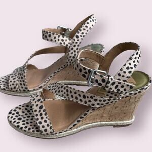 DV8 Cheetah Print Wedge Sandals Cork 8.5